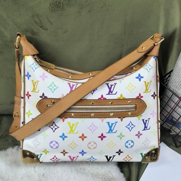 lv vintage bag in very good condition